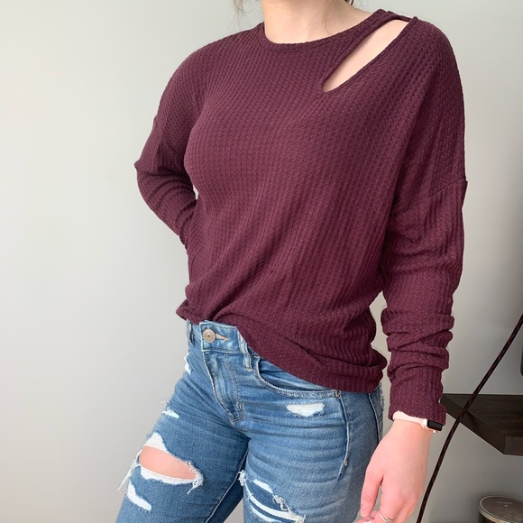 One shoulder cut out sweater - Picture 1 of 4